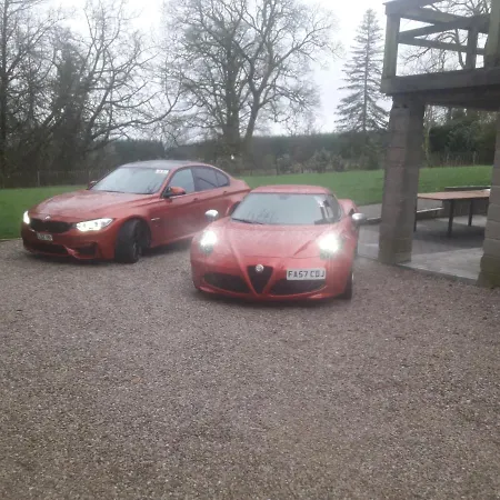 펜션 De La Ferme De Lexhy *