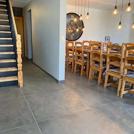 De La Ferme De Lexhy 펜션 스타블로