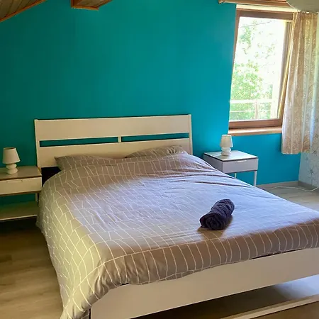 De La Ferme De Lexhy Hébergement de vacances *